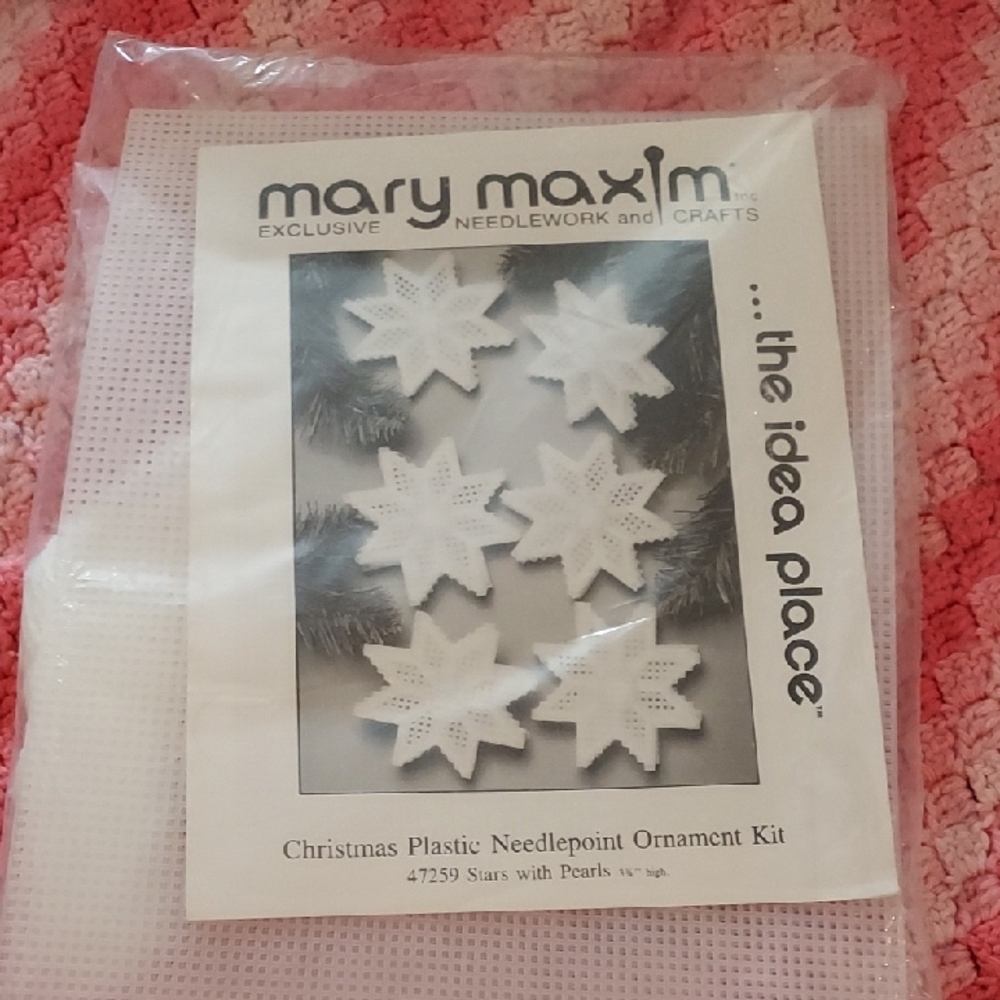 Mary Maxim White Needlepoint Ornament Kit